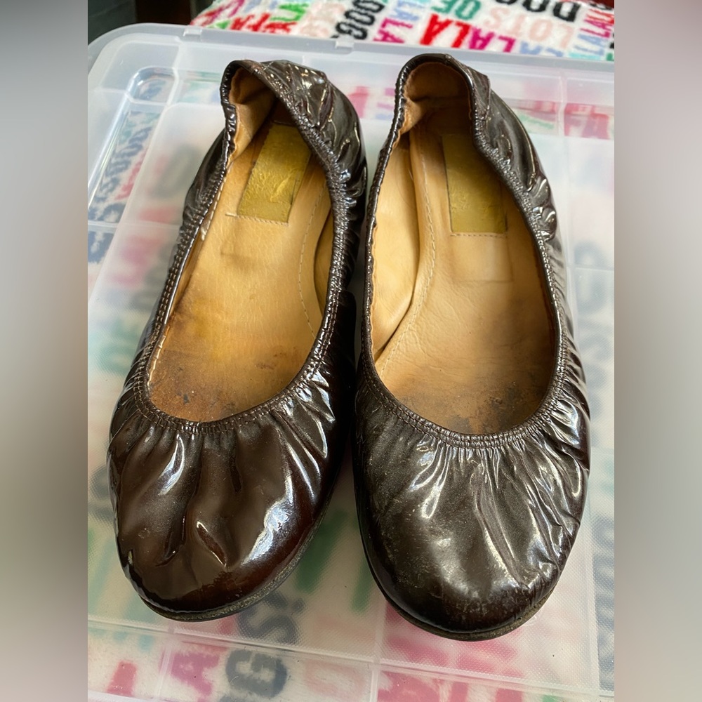 Lanvin Brown classic 2007 patent leather ballet flats 38